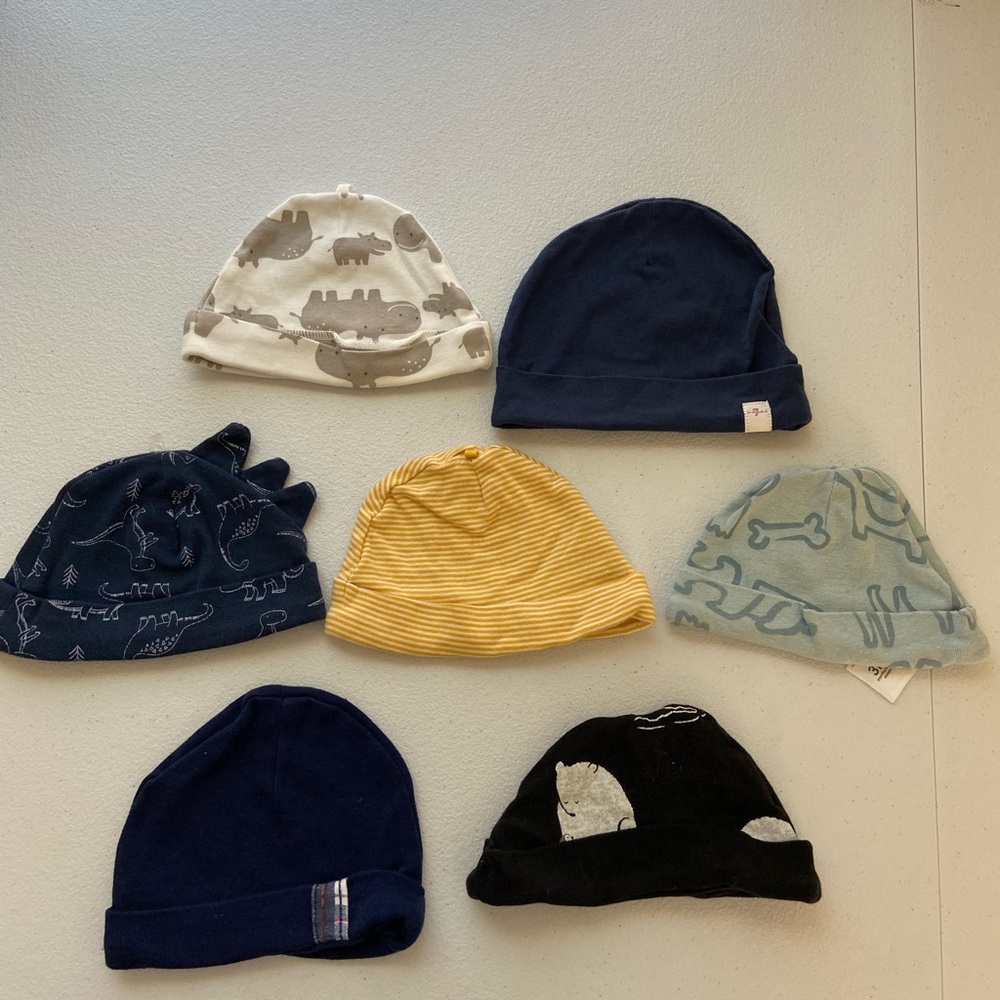 NWOT‎ Carter’s Perry Ellis Kyle & Deena baby unisex folded patterned hats 3-6 mo